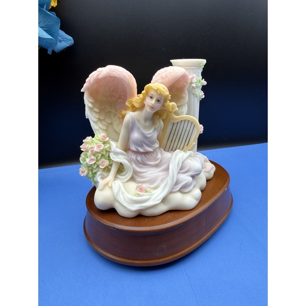 Seraphim Angel Classics "Clarissa" Earn Your Wings Exclusive Edition Music Box